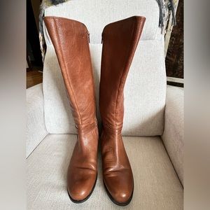 Naturalizer Leather Wide Calf Boots.  Size 9W.  EUC